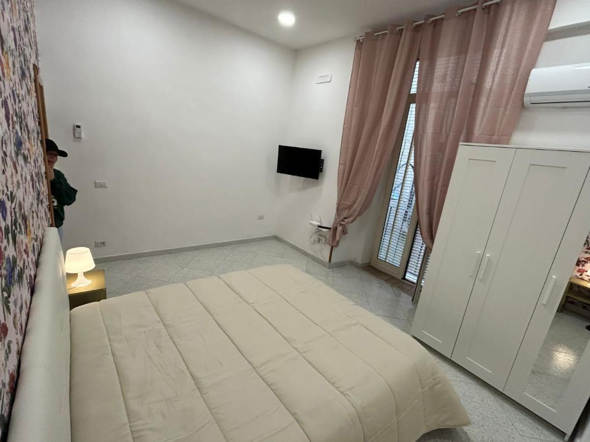 Casa Leonardo Lägenhet Neapel Exteriör bild